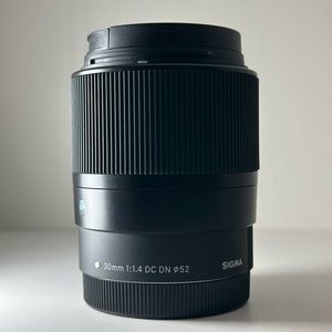 Sigma 30mm f/1.4 Canon EF-M Fit Lens